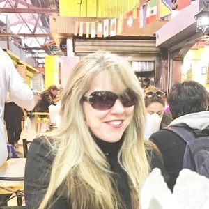 Meet your Posher, Eliza